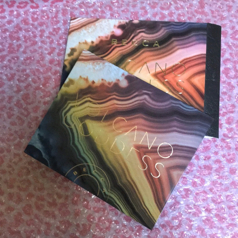 BECCA VOLCANO GODDESS EYESHADOW PALETTE
